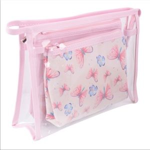 NWT BUTTERFLY 🦋 3 piece cosmetic bag set. Great for traveling